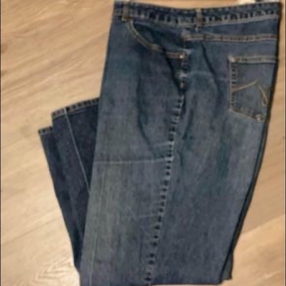 BUNDLE DEAL 6 pair of jeans🎉 - Picture 3 of 6